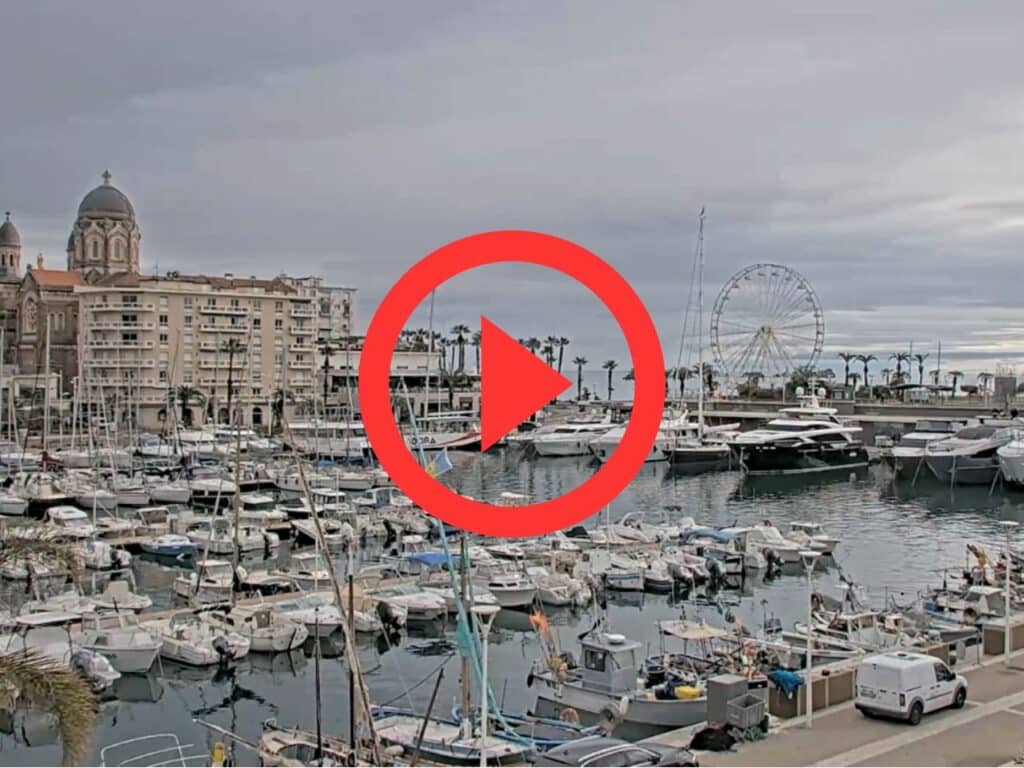 saint-raphael-vieux-port-en-direct